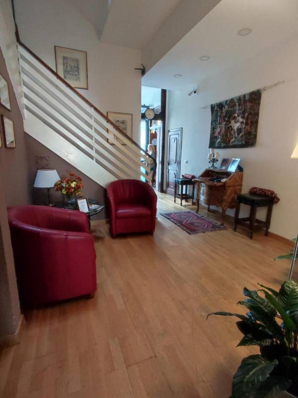 Single Room with Private Bathroom
